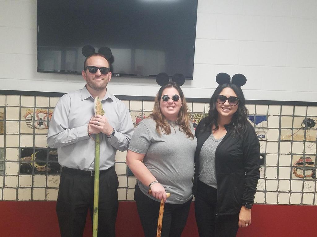 3 Blind Mice secretaries and principal
